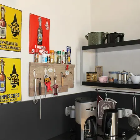 Appartement Kleine In Mit Garten, Cleaning Included *